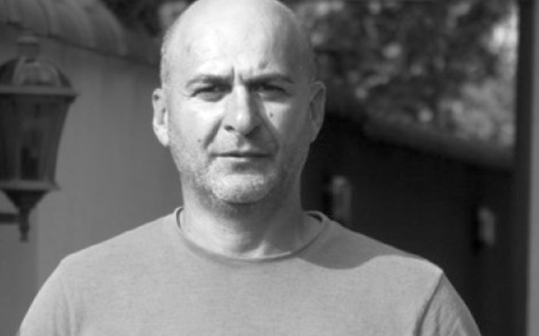 Tragedie navală în Portul Midia: remorcherul Astana s-a scufundat, omorând cinci oameni, printre care și fostul fotbalist Sorin Tufan O tragedie de proporții a zguduit marți Portul Midia, unde remorcherul Astana, cu pavilion românesc, s-a scufundat la aproximativ 8 kilometri de Dana 1