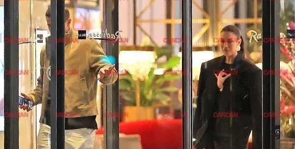 Fostul golgheter de la FCSB, Bogdan Stancu, este protagonistul unui scandal amoros în care a fost surprins în compania unei prezentatoare TV, semnalând o schimbare semnificativă în stilul său de viață și relațiile personale