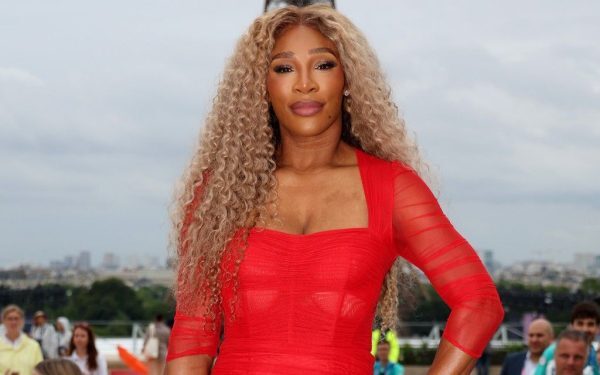 Serena Williams, legendă a tenisului mondial și una dintre cele mai influente personalități din lumea sportului și nu numai, și-a surprins urmăritorii cu o serie de postări reflectând stilul ei de viață relaxat și încrezător