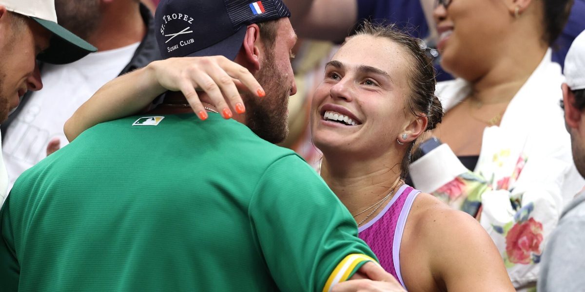 Sabalenka anunță logodna cu grecul Georgios Frangulis