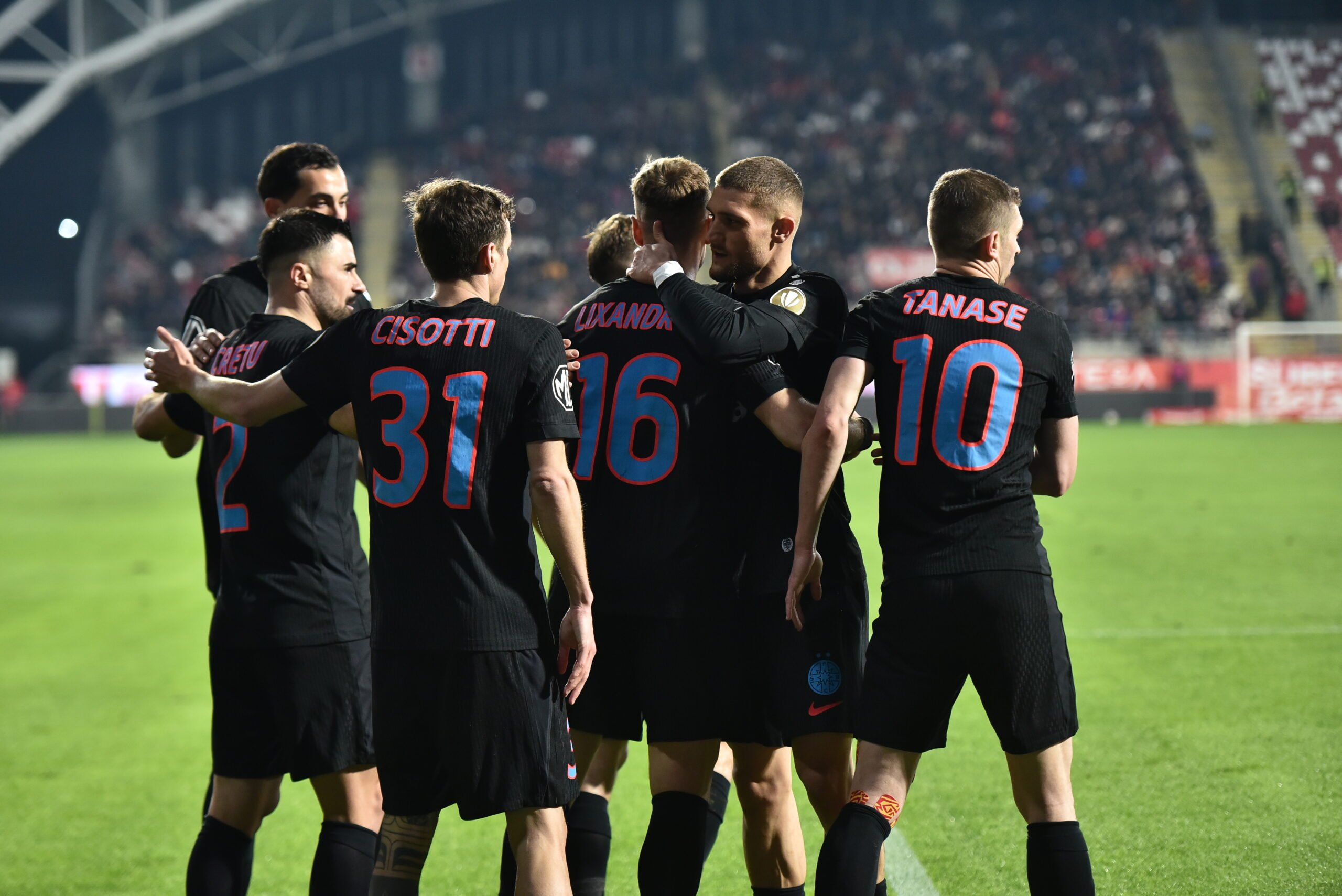 Gigi Becali anunță: patru jucători, OUT de la FCSB; „Îi știu bine”