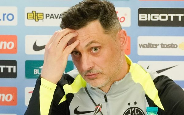 Gigi Becali, patronul FCSB, a făcut recent o mișcare surprinzătoare în managementul echipei, anunțând că nu va mai avea niciodată acces la echipa de start înaintea meciurilor