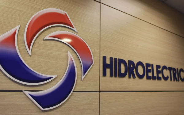 Hidroelectrica dezminte asocierea platformei „Hidroelectrica Edge” cu activitatea oficială a companiei, atrăgând atenția asupra utilizării abuzive a identității sale în mediul online În ultimele zile, compania Hidroelectrica a emis un comunicat oficial prin care atrage atenția asupra apariției unor înșelătorii și utilizării neautorizate a numelui său, în special în mediul digital