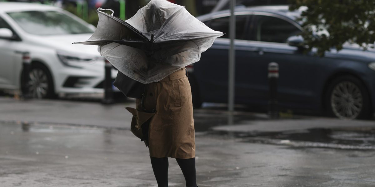 Meteorologii au emis, vineri dimineață, trei alerte de Cod Galben, avertizând populația din multe regiuni ale țării despre fenomene meteo severe programate să dureze până pe data de 30 martie