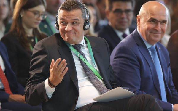 PNL și PSD, în disputa pentru viitorul Guvernului: Decizie în aer și tensiuni în coaliție După o săptămână tensionată, relațiile dintre principalele coaliții parlamentare din România par să fi ajuns într-un punct de destabilizare