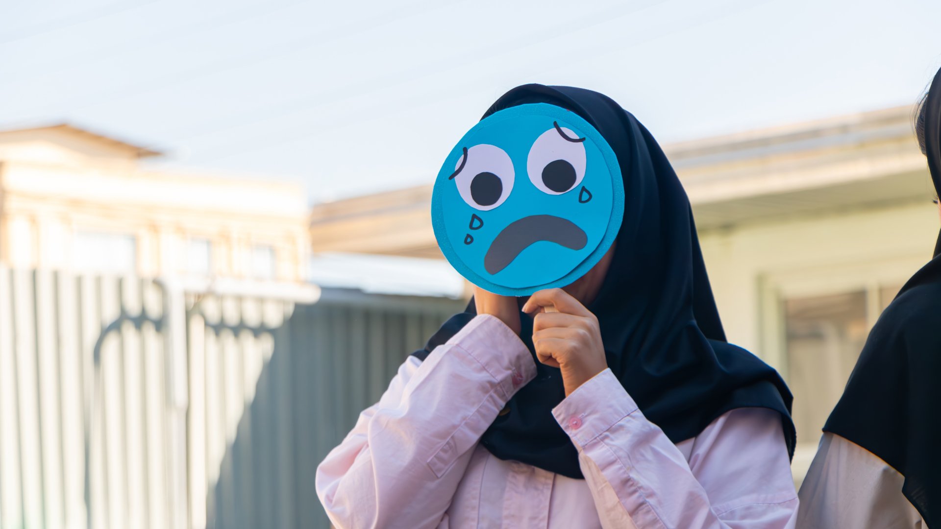 Israelul revendică atac asupra unui buncăr secret al lui Khamenei, în timp ce tensiunile din Iran escaladează Israelul a publicat imagini care aparent surprind o operațiune militară de amploare în Iran, susținând că a distrus un buncăr subteran al fostului lider suprem, Ali Khamenei