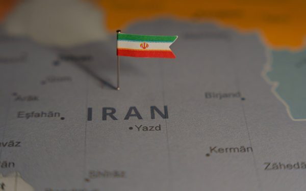 Extindere conflictului: războiul dintre SUA, Israel și Iran escaladează cu bombardamente fără precedent Sâmbătă marchează a opta zi de confruntări intense în regiunea Orientului Mijlociu, pe măsură ce războiul declarat între Statele Unite, Israel și Iran devine tot mai virulent