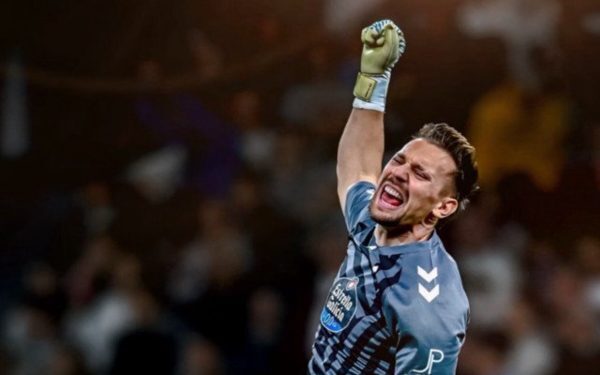 După o săptămână plină de tensiune și meciuri palpitante,Liga Profesionistă de Fotbal programează pentru această vineri două dueluri importante în cadrul SuperLigii