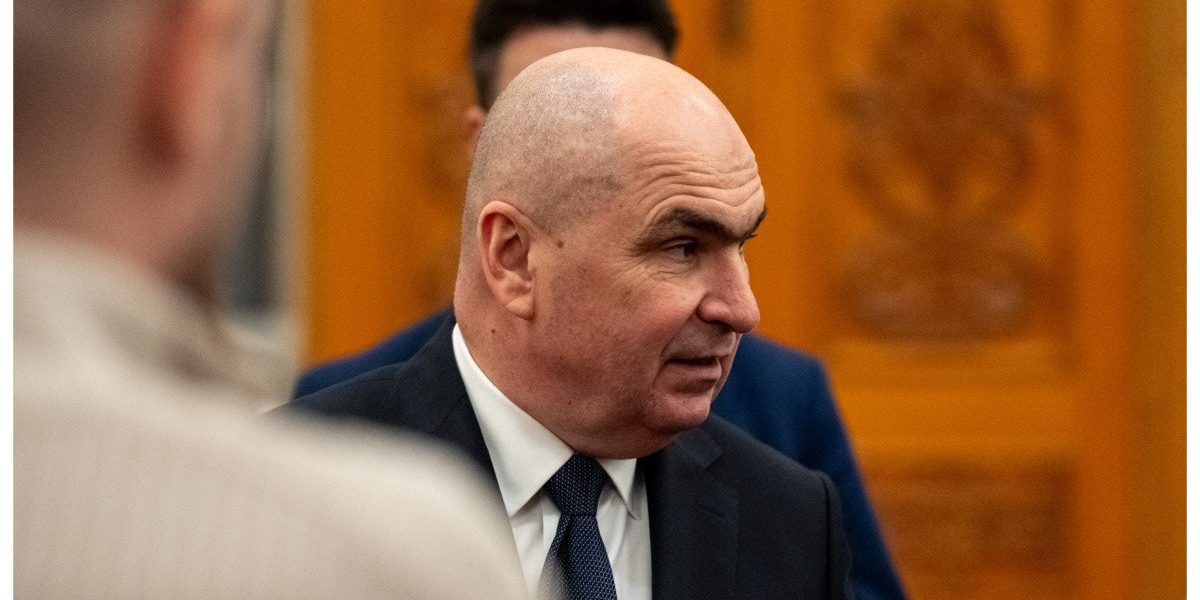 Premierul Ilie Bolojan discută cu reprezentanți ai Schwarz Group despre investiții în sectorul alimentației din România Marți, la Palatul Victoria, premierul Ilie Bolojan a avut o întrevedere cu Gerd Chrzanowski, CEO al gigantului german Schwarz Group, unul dintre cei mai importanți jucători mondiali în retail, cunoscut pentru lanțurile Lidl și Kaufland