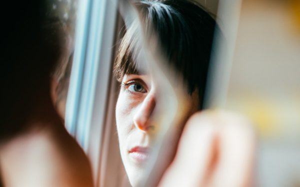 Criza sănătății mintale din România: un sistem copleșit de numărul tot mai mare de cazuri Problemele de sănătate mentală devin, din ce în ce mai mult, o prioritate națională, iar situația din România reflectă o realitate alarmantă