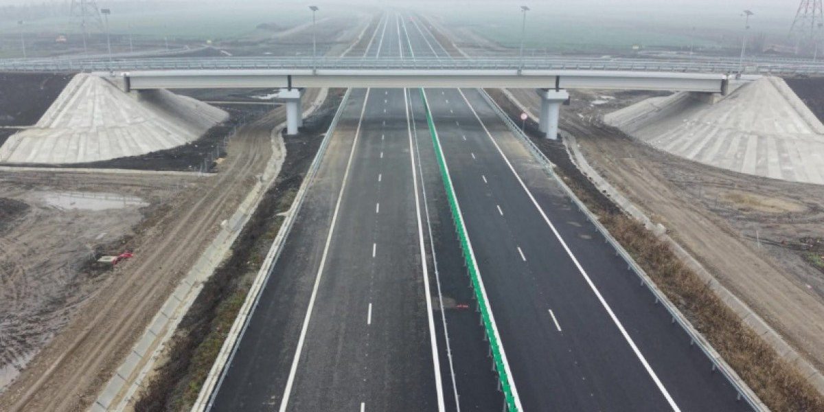 Șoferii vor putea circula pe 250 km de autostradă anul acesta; oficial: „Propuneți zone economice pentru legături noi”