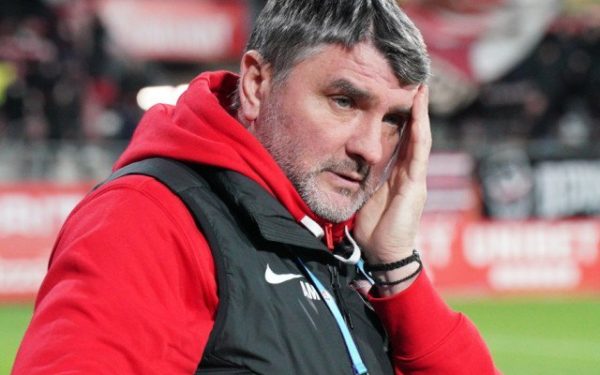 Adrian Mihalcea, antrenorul formației FC Pitești, a zguduit scena fotbalistică națională după ultima etapă a sezonului regulat, când a fost provocat să-și exprime opinia despre șansele echipei sale de a câștiga play-out-ul