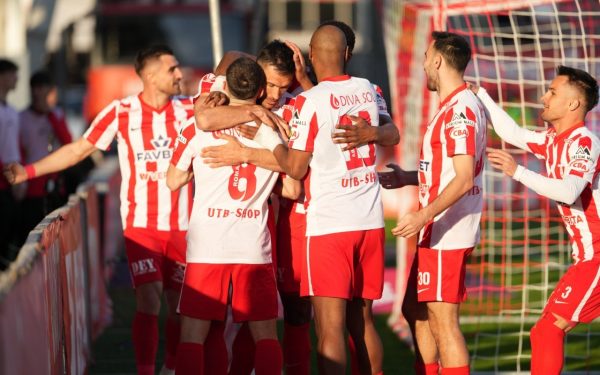 UTA învinge Hermannstadt 3-2 într-un meci spectaculos