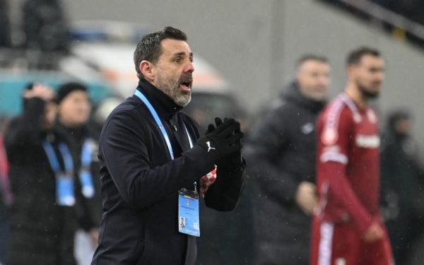 Reacție explozivă a lui Zeljko Kopic în timpul meciului de Cupă al lui Dinamo