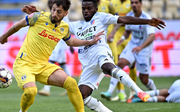 FC Botoșani și Petrolul Ploiești se întâlnesc sâmbătă, de la ora 17:00, în a doua partidă de peste zi din Superligă, într-un meci crucial pentru ambele formații