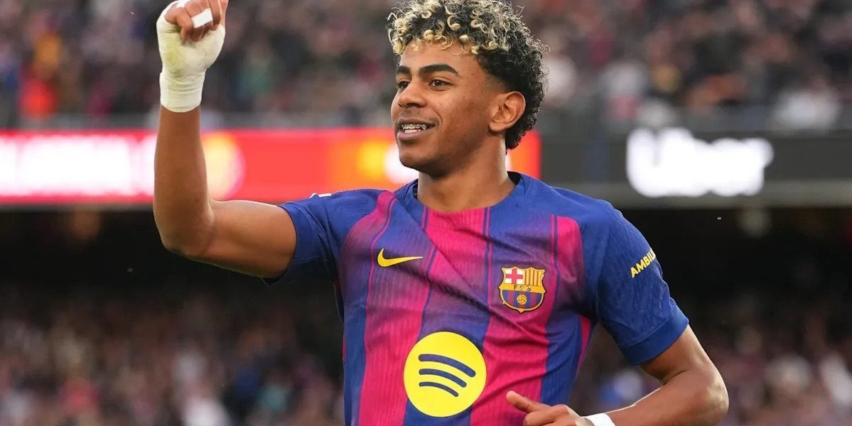 Lamine Yamal, tânărul talent al Barcelonei, a reușit să își depășească deja câteva recorduri impuse de legende precum Lionel Messi, reafirmând că promisiunile viitorului pot deveni adevărate realități ale fotbalului mondial