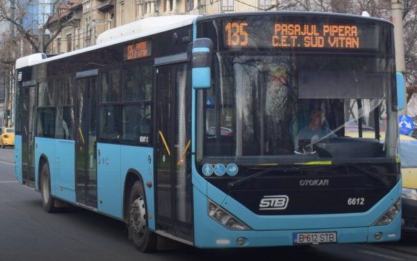 Modificări temporare în traseele de transport în comun din București, din cauza lucrărilor la infrastructura de tramvai Începând cu data de 1 aprilie 2026, circulația liniilor de autobuz din București va suferi modificări temporare, ca urmare a unei decizii a Societății de Transport București (STB)