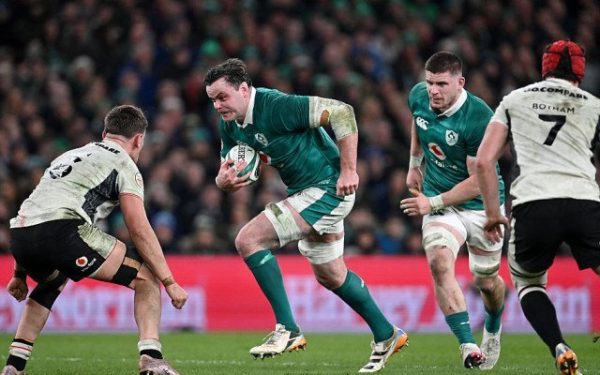 Irlanda a obținut o victorie convingătoare în cadrul turneului celor Șase Națiuni, reușind să depășească Țara Galilor cu scorul de 27-17, într-o etapă decisivă pentru pozițiile în clasament