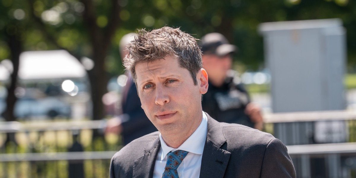 CEO-ul OpenAI, Sam Altman, a recunoscut recent că declarațiile sale inițiale referitoare la parteneriatul cu Pentagonul au fost premature