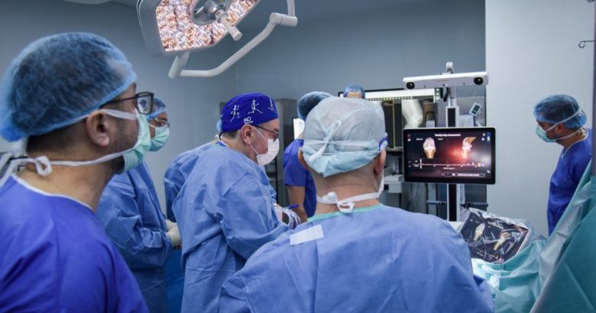 Gonartroza, boala silentioasă care limitează mișcarea și afectează tot mai mulți vârstnici Pe măsură ce înaintăm în vârstă, sănătatea noastră devine tot mai vulnerabilă la diverse afecțiuni