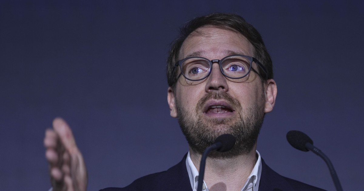 Dominic Fritz critică implicarea PSD în scandalul Ponta-Țoiu: „Să încheiem cu privilegii”