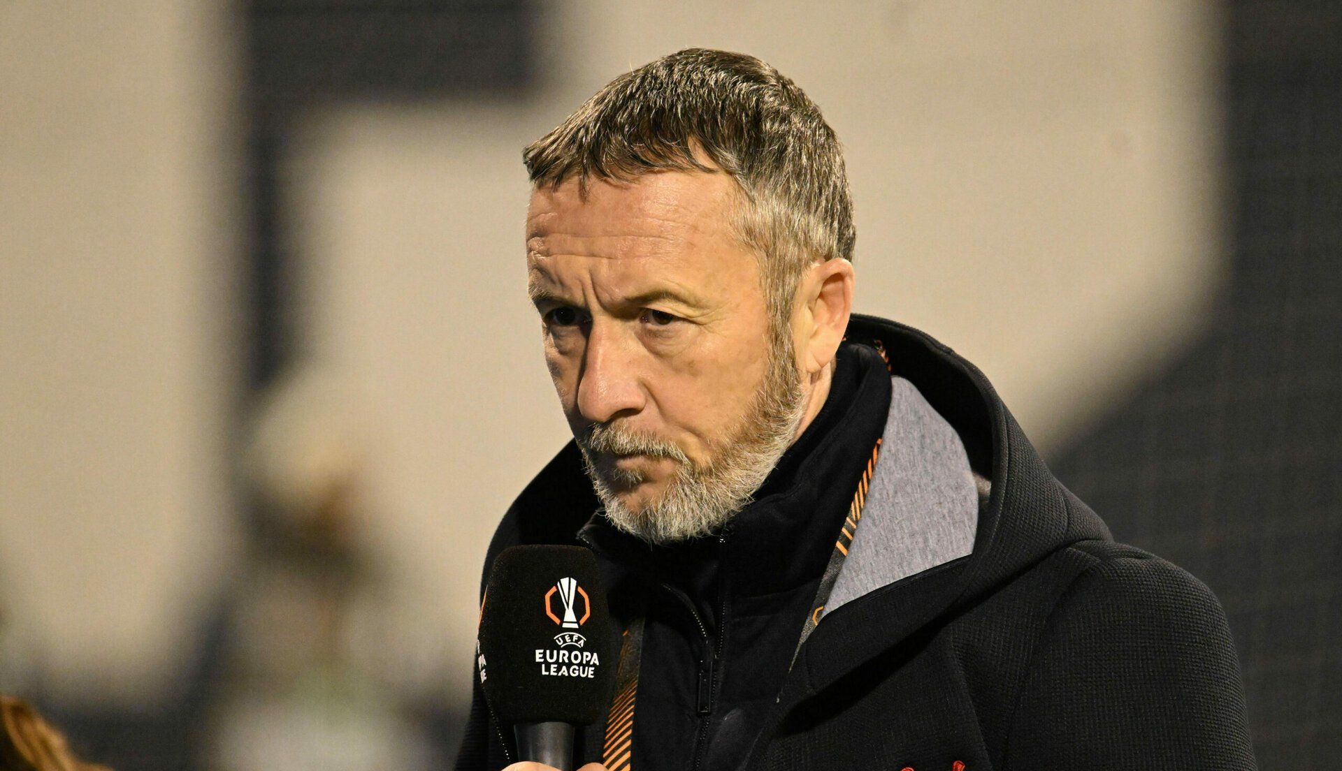 Meme Stoica, șeful Consiliului de Administrație de la FCSB, a lansat recent un adevărat atac la adresa impresarului Mihăiță Pleșan, acuzându-l de minciună și de întreținerea unor informații false legate de transferurile echipei din București