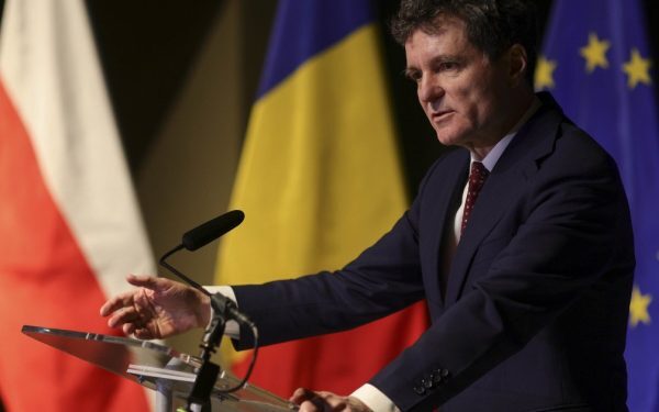 Nicușor Dan: Discuții cu președintele polonez despre achiziții militare, programul SAFE și hub de securitate la Marea Neagră