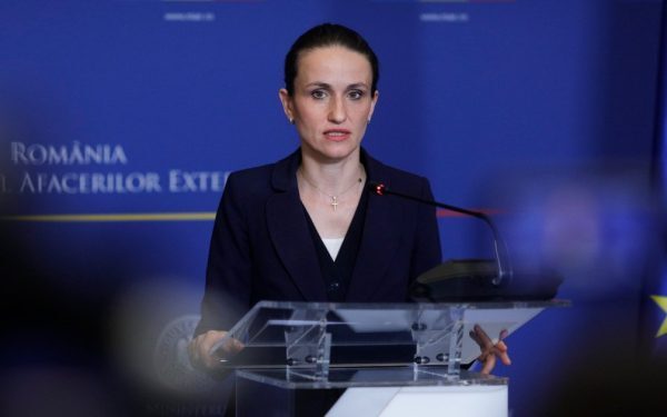 Ministrul Afacerilor Externe, Oana Ţoiu, anunță misiuni de salvare în regiunile afectate de criza internațională Situația românilor din regiunile de conflict și a celor afectate de instabilitate politică devine subiect de atenție pentru autoritățile române