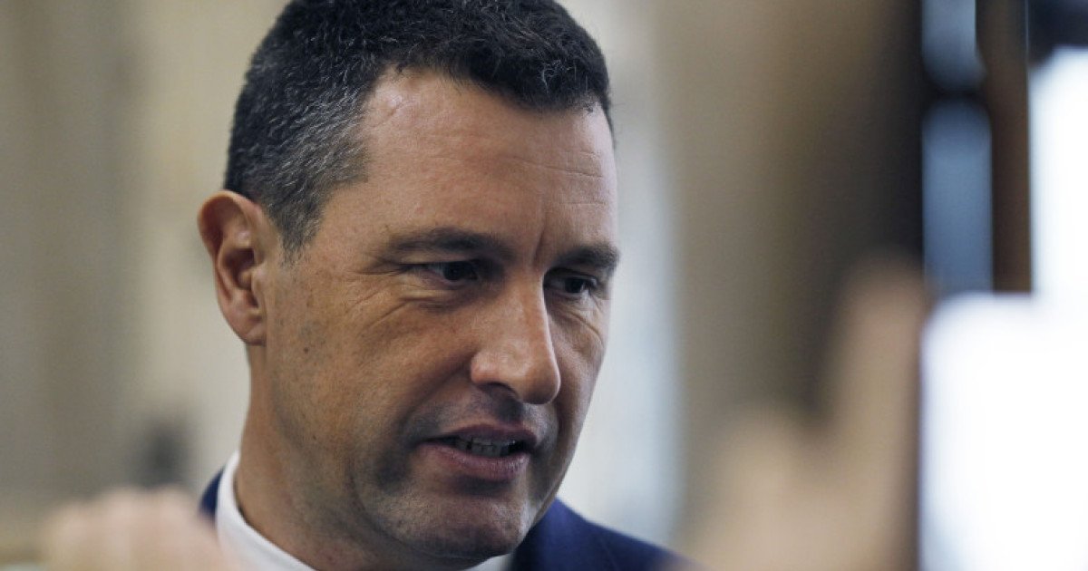 Vicepremierul Tanczos Barna avertizează: România ar putea întâmpina dificultăți în atingerea țintei de deficit bugetar de 6,2% în 2023 Situație delicată pentru economia natională