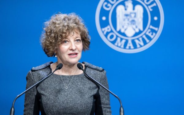 Restructurarea companiilor de stat din România: promisiuni de transparență și competentă în loc de relații de interese De la începutul anului, în cadrul unei inițiative ample de reformare a sectorului public, oficiali ai guvernului au dat semne clare că prioritatea lor este modernizarea și profesionalizarea managementului companiilor de stat