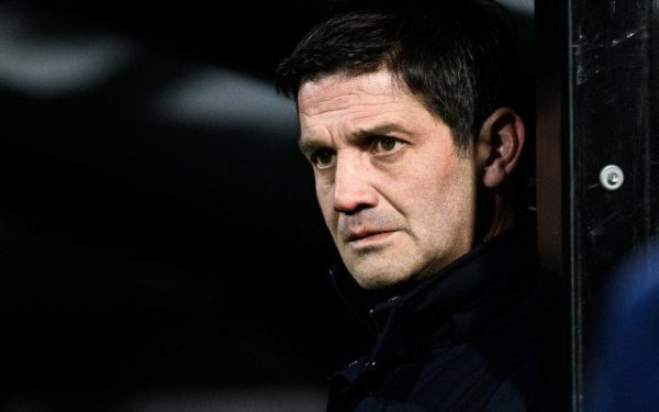 Cristi Chivu, cetățean al inimii fotbalului românesc, se află din nou în centrul atenției, dar nu pentru rezultatele sale sportive recente sau pentru influența sa în managementul fotbalistic, ci pentru modul în care a fost perceput și comparat cu unele dintre cele mai mari nume din lume