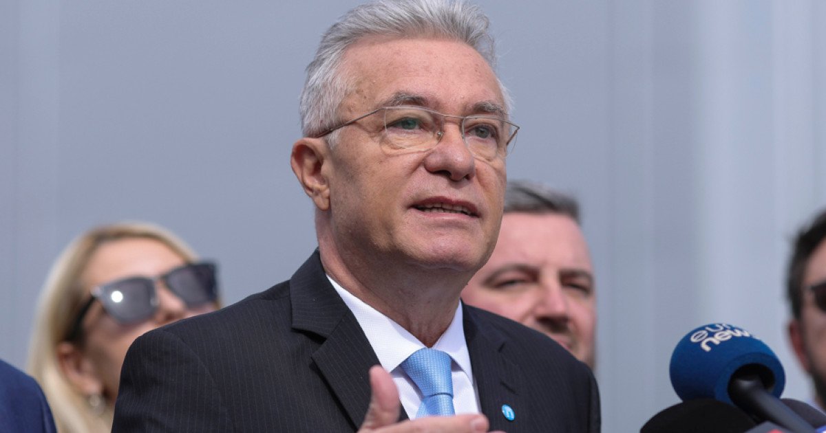 Fostul ministru de Externe cristian Diaconescu a intervenit miercuri seară în cadrul unei emisiuni la Digi24 pentru a discuta despre ultimele declarații ale președintelui francez Emmanuel Macron, care a anunțat intenția de a introduce „umbrela nucleară” franceză în contextul noii stări de alertă din cadrul NATO