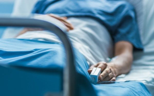 Patru decese în urma infecțiilor nosocomiale la Spitalul Județean Piatra Neamț, manager: „Dezinfecția nu se face corect”
