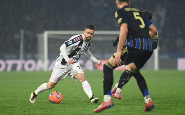 Juventus și Pisa au oferit o confruntare strânsă, fără goluri, în meciul disputat duminică seara în Serie B, rezultatul fiind un 0-0 care păstrează ambele echipe în postura de a-și împărți puncte