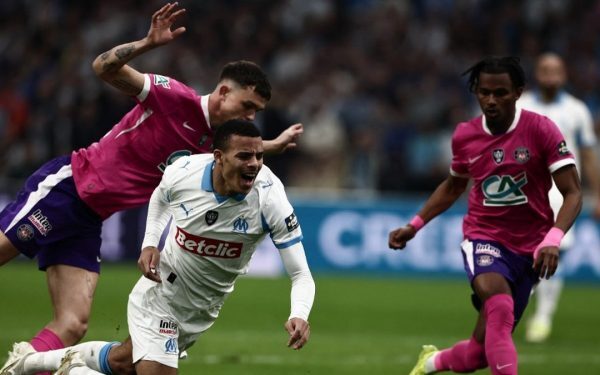 Toulouse s-a calificat în semifinale după o dispută dramatică cu Olympique de Marseille, încheiată după o sesiune tensionată de lovituri de departajare
