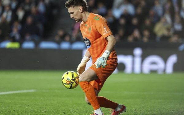 Real Madrid câștigă la limită în Deva, după o finală dramatică cu Celta Vigo, iar Ionuț Radu trăiește o zi neagră Un meci tensionat, plin de suspans, s-a disputat în cel mai recent tur al La Liga, acasă la Celta Vigo, unde Real Madrid a reușit să obțină o victorie importantă, scor 2-1