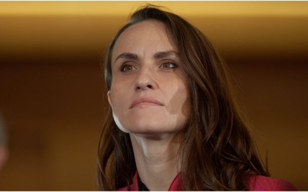 Consiliul Național pentru Combaterea Discriminării analizează scandalul repatrierii fiicei lui Ponta