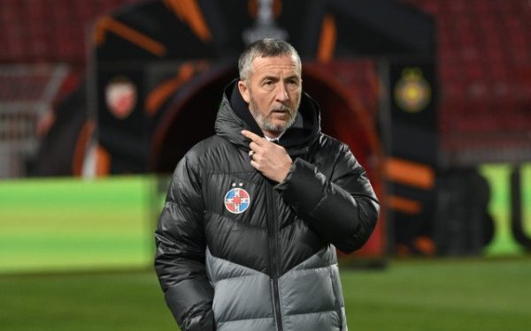 Gigi Becali rămâne în continuare o figură dominantă și controversată în peisajul fotbalului românesc, iar decizia recentă în privința staff-ului tehnic și administrativ al FCSB informează asupra direcției în care se îndreaptă clubul