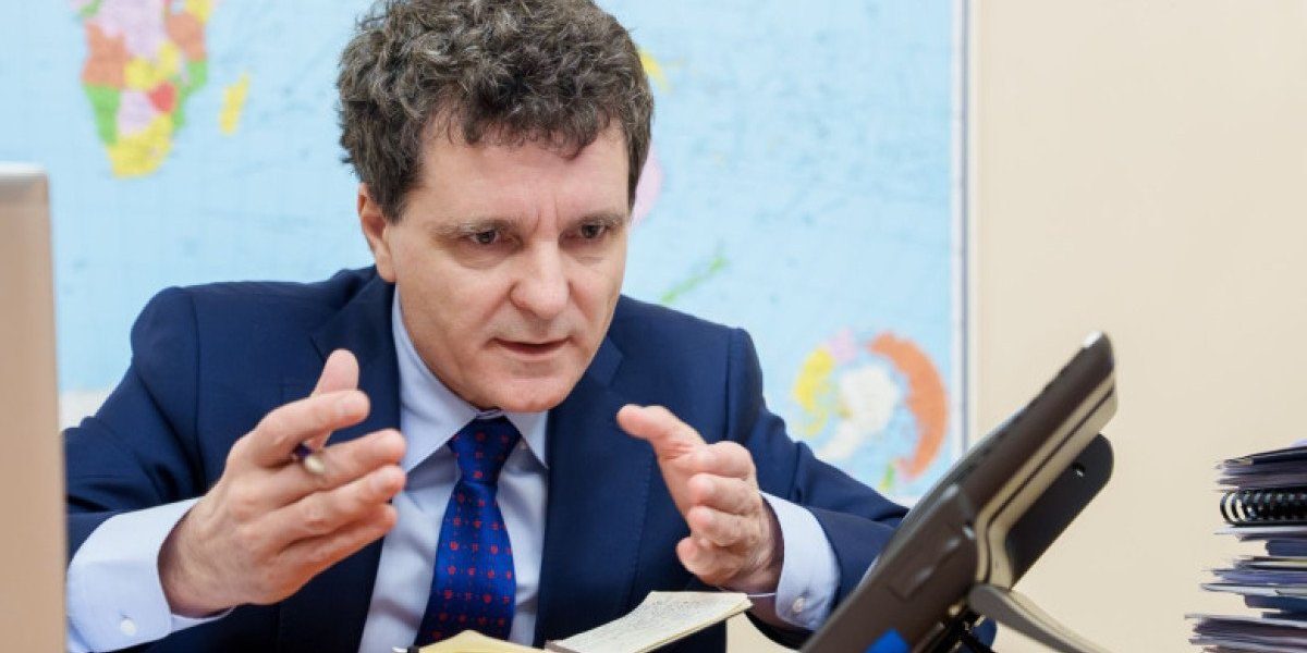 Președintele Nicușor Dan a fost marți, la începutul unei vizite oficiale în Polonia, supus unui val de întrebări legate de un incident sensibil ce a stârnit reacții ample în spațiul public