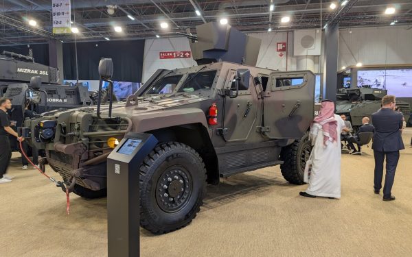 Armata Română a demarat în aceste zile operațiunea de distribuire a noii flote de vehicule blindate Cobra II 4×4, parte a unui program strategic de modernizare a forțelor terestre