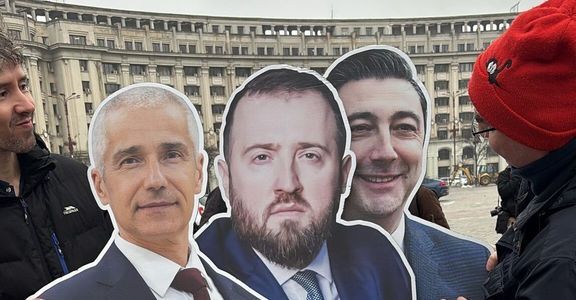 Protest spontan în fața Palatului Cotroceni: Organizațiile civice cer respingerea numirilor în poziții cheie din Justiție O serie de organizații civice din România au anunțat pentru această vineri seară o manifestație în fața Palatului Cotroceni, exprimându-și vehement nemulțumirea față de propunerile ministrului Justiției, Radu Marinescu, pentru ocuparea unor poziții strategice în sistemul judiciar