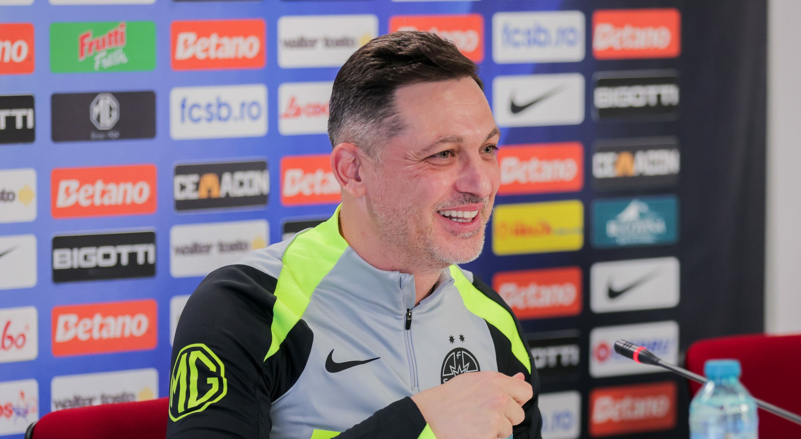 Gigi Becali a făcut recent dezvăluiri surprinzătoare legate de viitorul său la FCSB, precum și despre condițiile pe care le pregătește pentru antrenorul Mirel Rădoi în cazul unei continuări a colaborării definitive de la vară