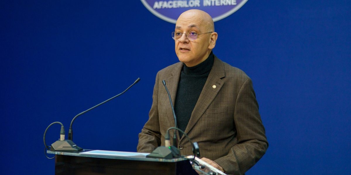Ziua de 4 martie: Durerea și lecțiile unui dezastru național Astăzi, pentru români, nu este doar o dată obișnuită în calendar, ci un moment de adâncă rememorare a celei mai cumplite tragedii naturale din istoria modernă a țării