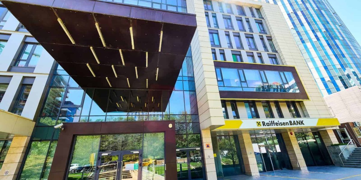 Raiffeisen Bank International ia oficial în considerare extinderea în România prin achiziția diviziei Garanti din țară, deținută de BBVA