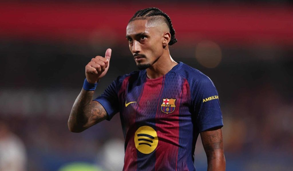 FC Barcelona a confirmat din nou statutul de lider incontestabil al La Liga în sezonul 2026, după o demonstrație impresionantă în fața suporterilor prezenți pe Camp Nou