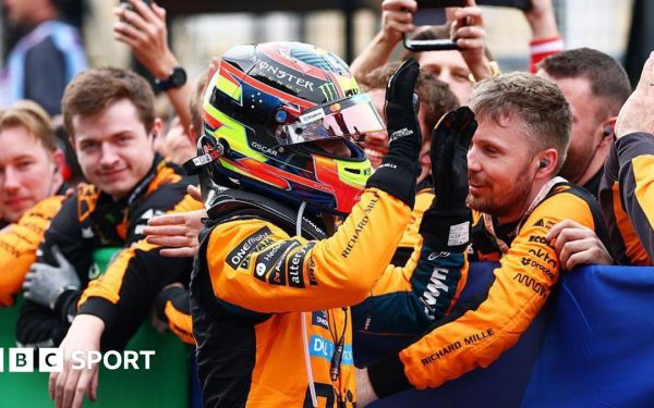 Japon 2023: Performanțe contrastante și incidente majore la grand-prix Grand-prix-ul de la Japonia s-a încheiat cu rezultate fluctuante și momente de tensiune, pe măsură ce piloți aflați în diverse stadii de performanță au oferit spectacolul așteptat de fani, dar și o serie de incidente care au pus în pericol siguranța competiției