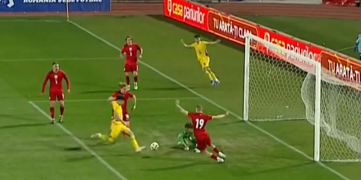 Selecționatele U20 ale României și Poloniei au disputat, vineri după-amiază, un meci din Elite League, care a început la ora 17:30 la Târgoviște