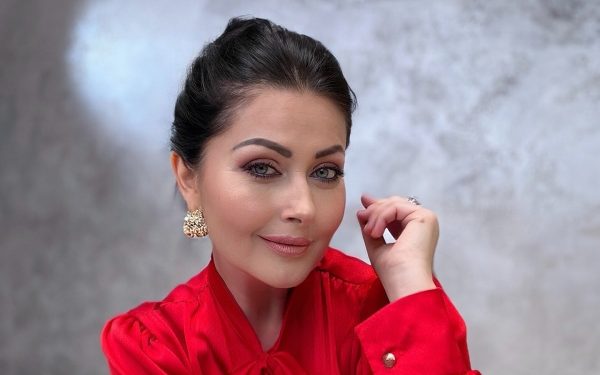 Gabriela Cristea a avut parte de o revelație remarcabilă în primii săi ani de carieră în televiziune, odată cu primele sale experiențe în fața camerelor la PRO TV