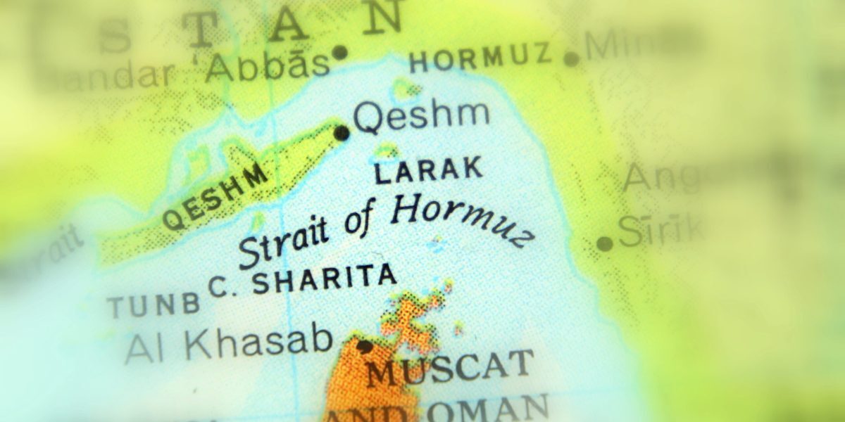 Miniștrii de externe ai Uniunii Europene s-au reunit luni la Bruxelles într-o ședință de urgență pentru a discuta extinderea misiunii navale „Aspirants Defense of International Shipping” (Aspides) către Strâmtoarea Ormuz, una dintre cele mai strategice și turbulente zone ale lumii