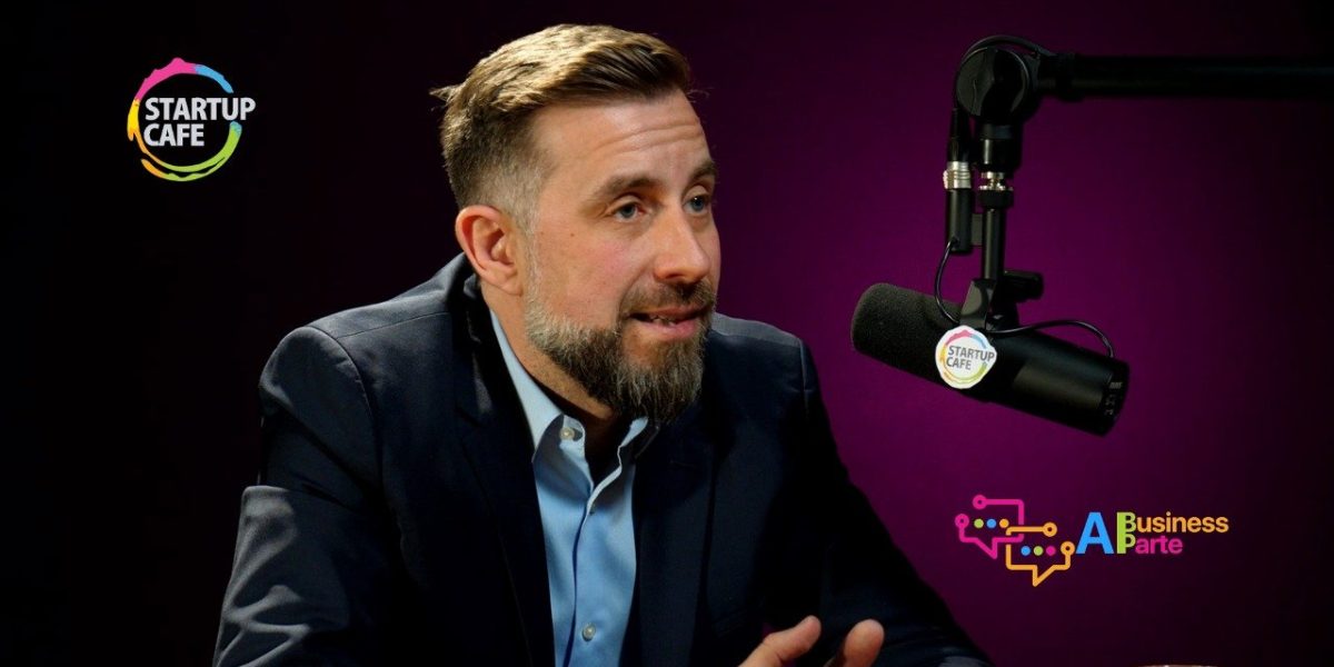 Inteligența artificială nu va înlocui programatorii, ci îi va ajuta să își valorifice mai bine curiozitatea și creativitatea Pe măsură ce tehnologia avansează, unii experți se tem că inteligența artificială va înlocui complet locurile de muncă tradiționale, inclusiv pe cele ale programatorilor